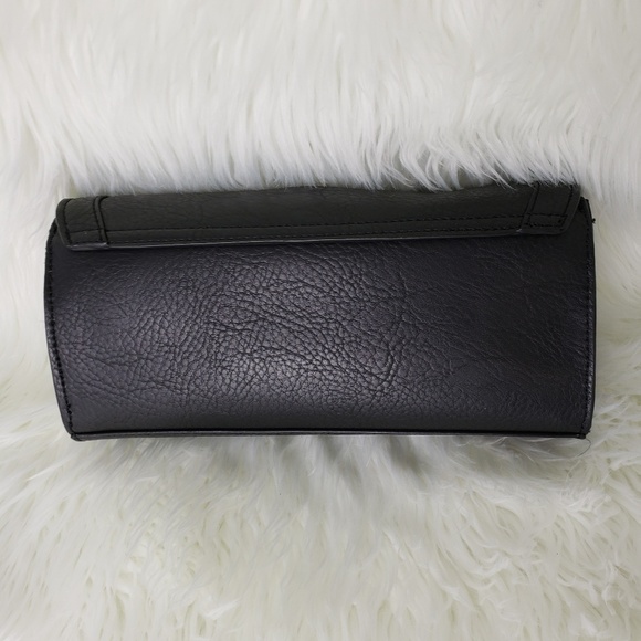 INC International Concepts Korrac Black Clutch NWT - Picture 3 of 5